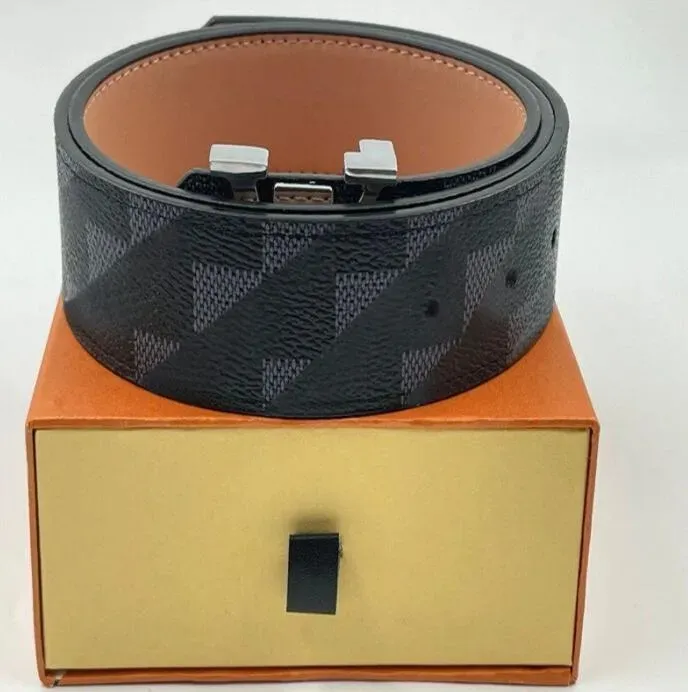 Fashion Buckle Belt för kvinnor äkta läderbältesbredd 3,8 cm 15 stilar mycket kvalitet med boxdesigner män kvinnors män bälten