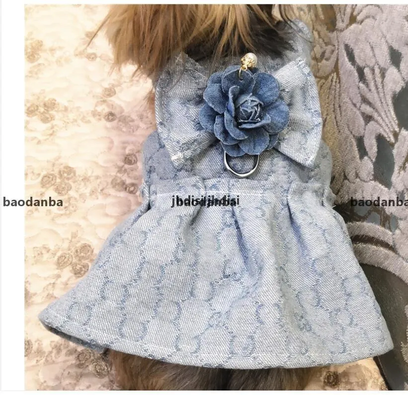 Cool Pet Dog Apparel Pet Dress Belle Lettre Complète Manteau Designer Lettres Bleues T-shirt Pour Chiens Et Chat O