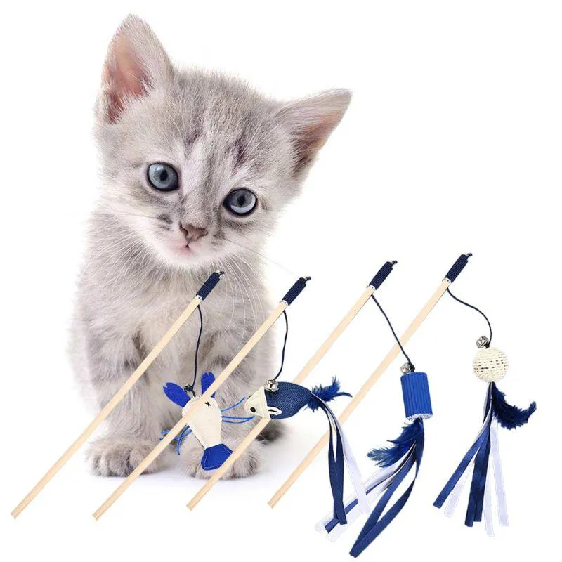 猫のおもちゃかわいいマウスエビの羽の犬の猫の猫用のベル木製スティックのおもちゃ