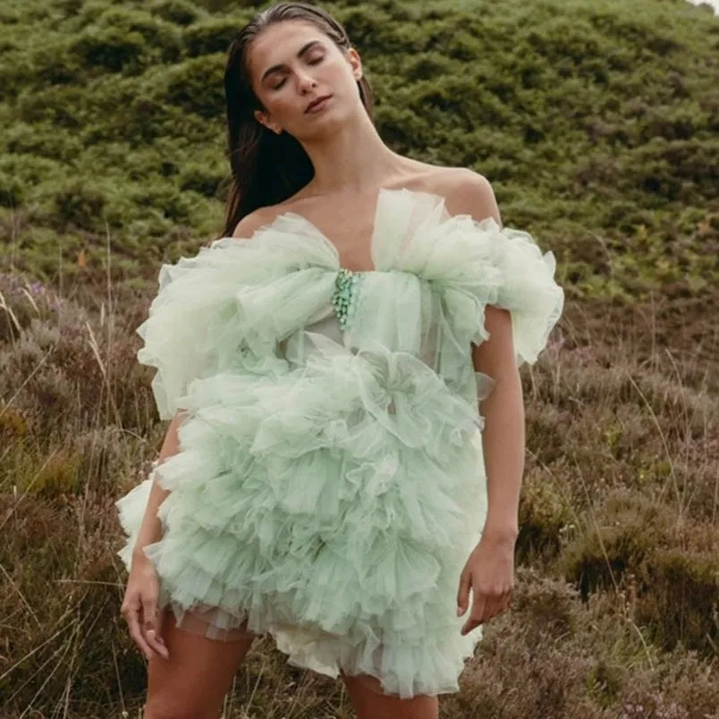 Mini abiti da ballo con spalle scoperte Abiti da donna a maniche corte Tulle verde menta a strati con volant arricciato Abito da sera per feste a strati