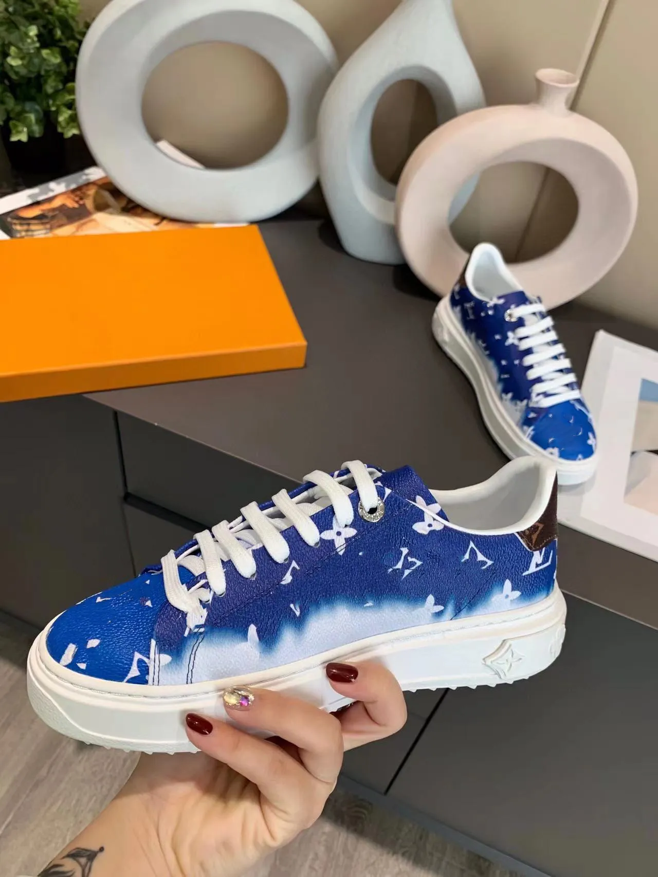 The latest Red blue TIME OUT casual shoes transparent printing luxury ladies sneakers canvas men and women fashion shoes