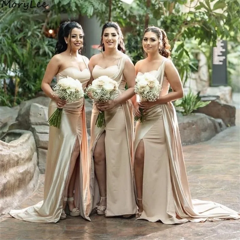 Шампанские платья подружки невесты русалка на одно плечо без рукавов Slit Silk Satin Wedding Party Partern Bridesmaid платья с Zipper 2023