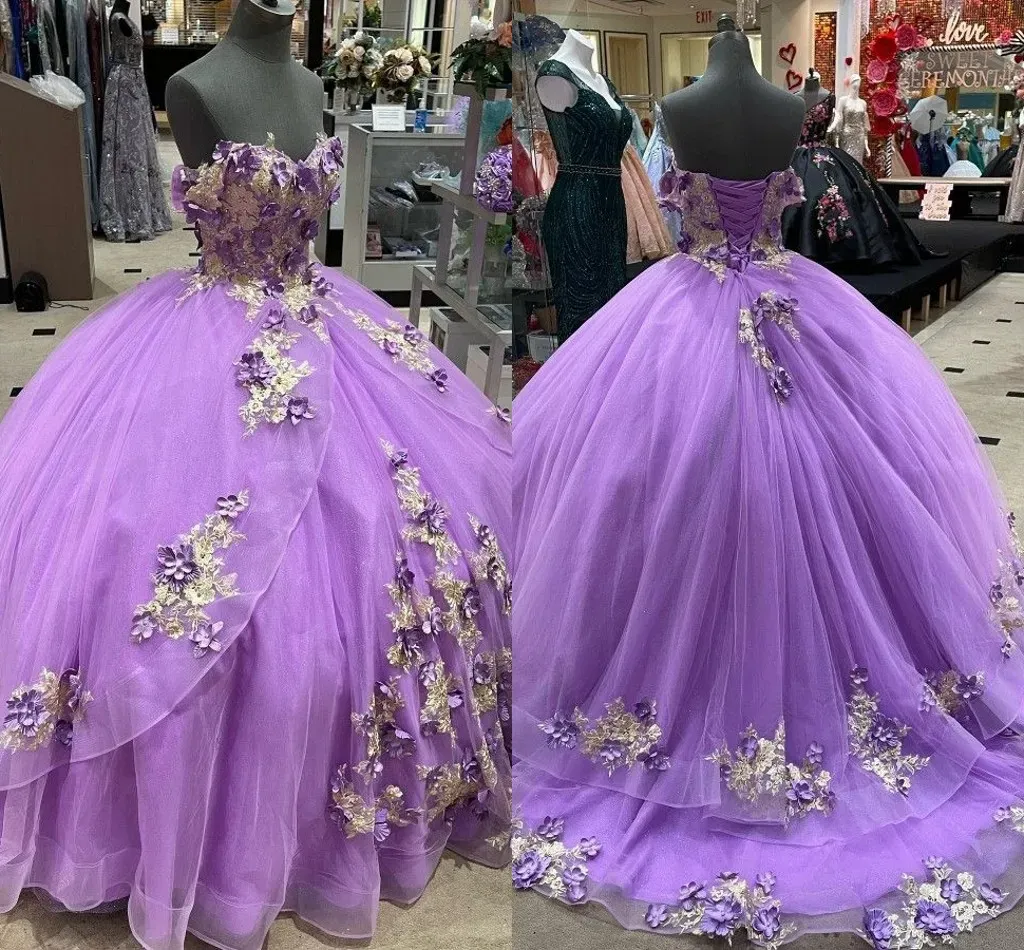 Avec des robes Lavande Quinceanera 3D Floral Applique Perlée Paillettes Sur Mesure Balayage Train Tiered Tulle Doux 15 16 Princesse Pageant Robe De Bal Robes