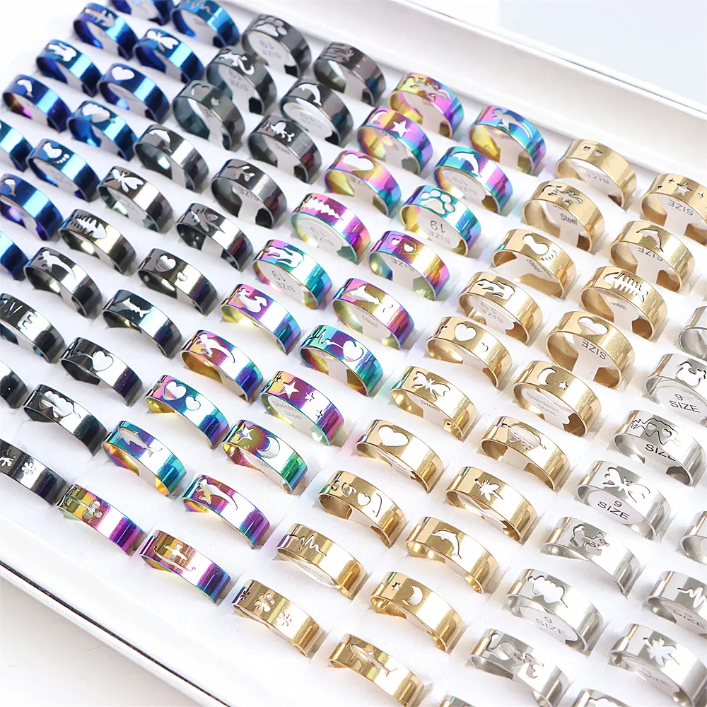 50 st/lot mode ihåliga ringar i rostfritt stål par mix stil färgglada smycken för kvinnor män ingen blekna Party gåva partihandel
