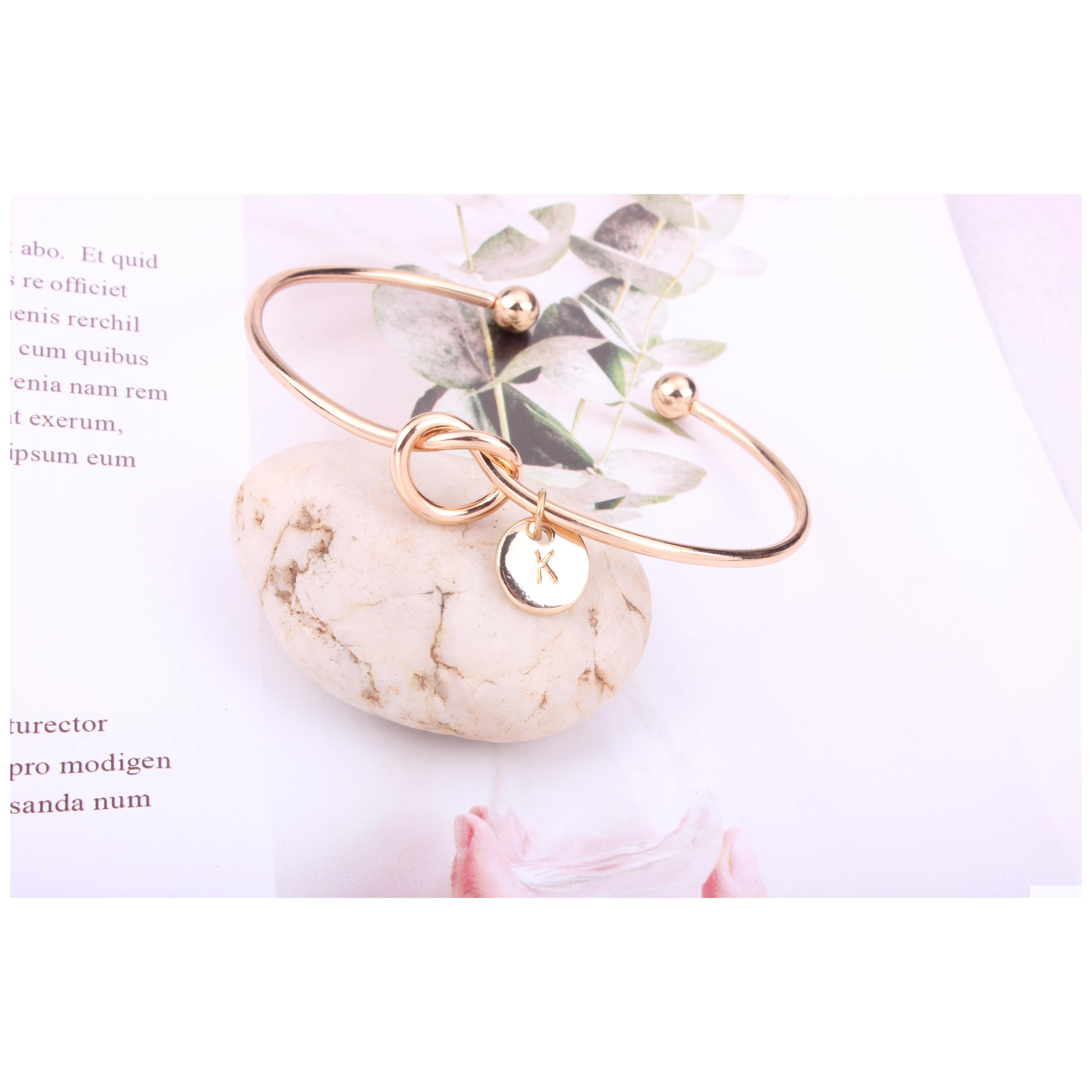 Bracciale a catena a maglie con nodo a forma di cuore Bracciale rigido per donna Sweet Sier Placcatura in oro rosa Filo aperto Gioielli da damigella d'onore Regalo Goccia Deliv Otoem