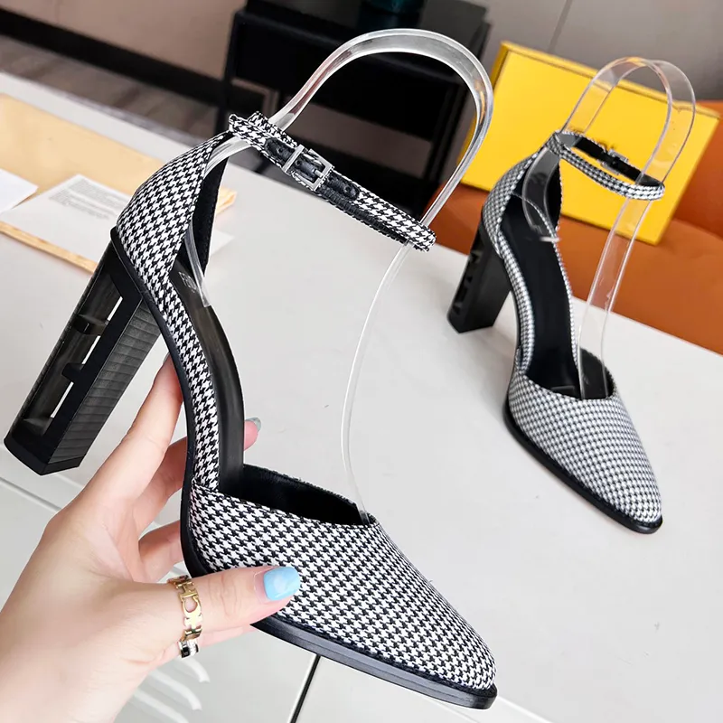 Sandals for womens wedding Dress shoes designer Fashion sexy button printed cloth Patent Leather high heeled shoe F hollow Cover Heel Rome Sandal with box