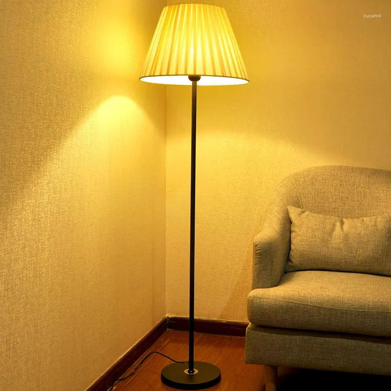 Floor Lamps Pleated Lamp On Foot Nordic Light Reading Modern Sofa For Living Room Interior Bedroom Home Decoration Japanese Loft