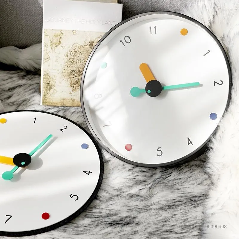 Horloges murales 12 en horloge minimaliste moderne verre rond silencieux simple face alimenté par batterie poinçon gratuit décor à la maison Zegar