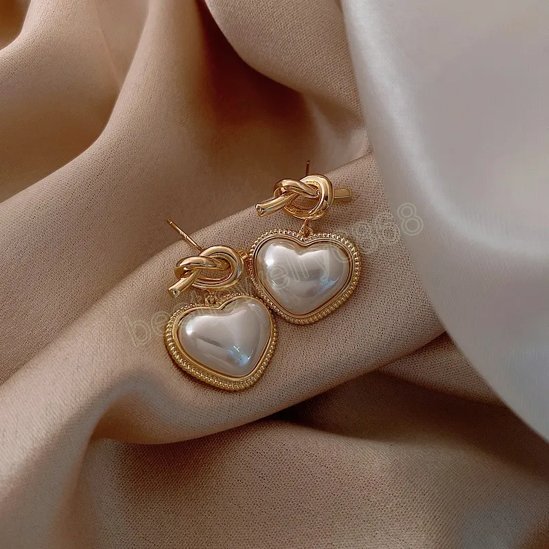 Sweet Big Love Heart Pearls Dangle Earrings For Women Girls Fashion Korean Exquisite Earring Party Wedding Jewelry Gifts
