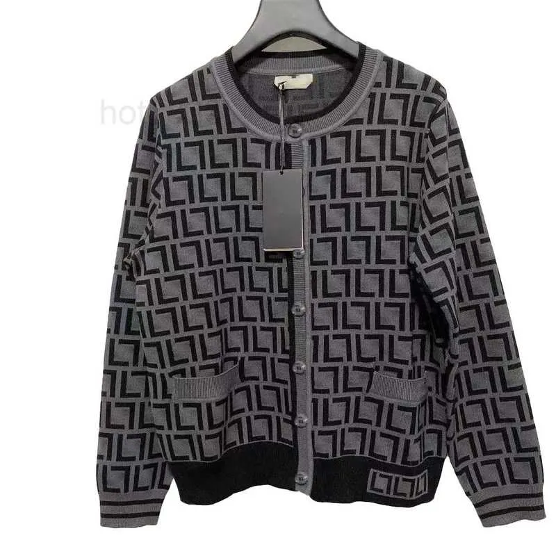 Maglione stilista Donna Maglioni lavorati a maglia Lettera di lusso Stampa logo Manica lunga Girocollo Donna Pullover auto casual 08E8