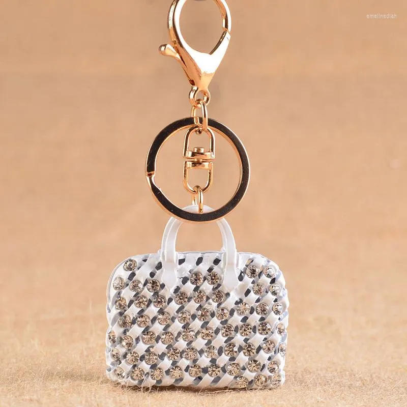 Nyckelringar av hög kvalitet DIY handgjorda nyckelringar handväskväska Keyring 3D Mini Brelok Rhinsehone Emamel Elegant Chaveiro gåva för gril kvinnor