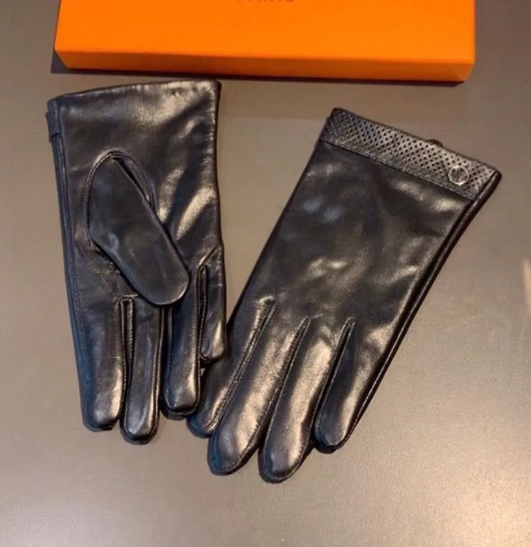 Five Fingers Gloves Designer Womens Winter Sheepskin Leather Mitten Thick Warm Glove