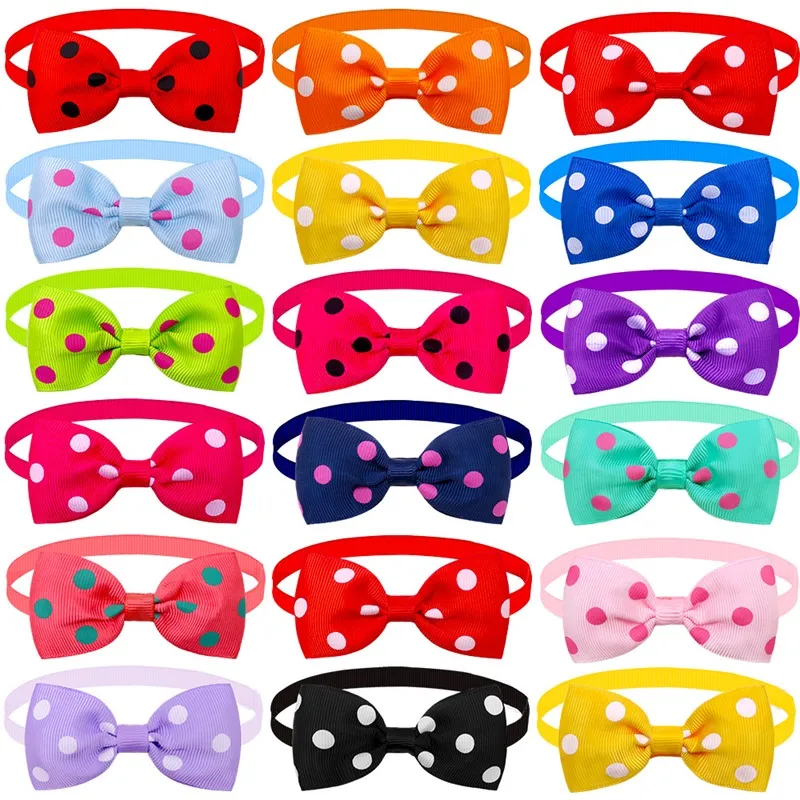 Pet Dog Cat Dot Necklace حزام قابل للتعديل للقطط اليطانية الكلاب الملحقات Pet Dog Bow Ties Puppy Dog Pet Supplies 3546 T2