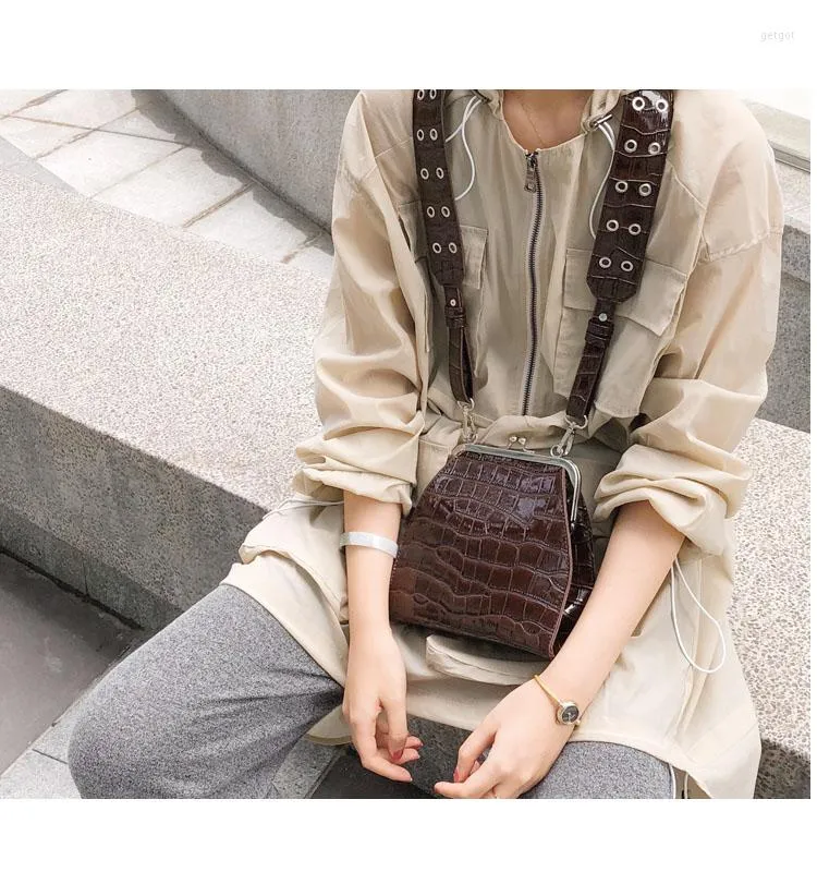 Avondtassen handtassen brede riemen krokodil koppeling vintage messenger bag dames Korea