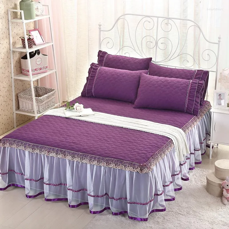 Set di biancheria da letto Lenzuolo copriletto in pizzo con gonna da letto in cotone super morbido per la decorazione di nozze Elegante copertura 2 pezzi Federa