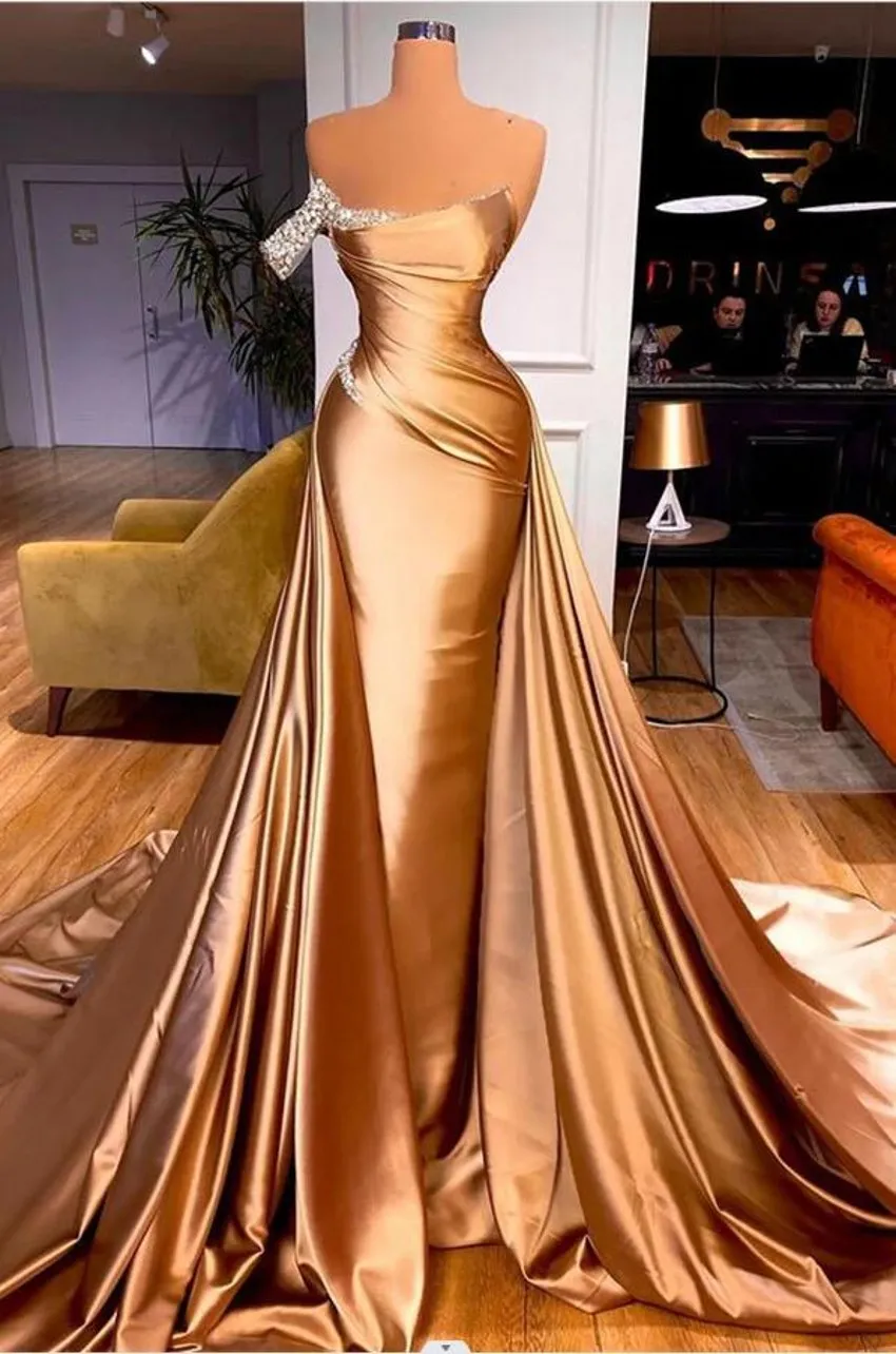 Gold Sheath Evening Dresses Long Plus Size Strapless Beaded Sequined Formal Evening Party Gowns Special Occasion Birthday Celebrity Dress Custom Made