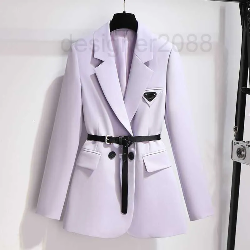 Trench da donna firmati Abito da donna Gonna lunga Cintura aderente Gonne per la primavera estate Capispalla Stile casual con lettera Budge Abiti da donna Slim Giacca Camicia di lana 1ZQ1