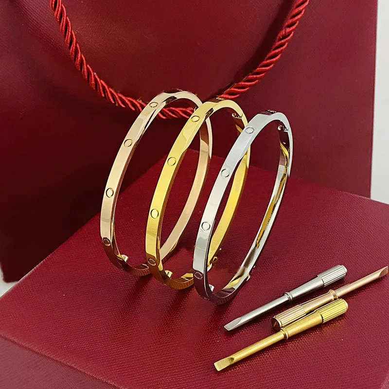 4 mm mince 6th Titanium Steel Brangle Designer Femmes Men Love Bracelet Bracelettes Silver Rose Gol Vis de tournevis ￠ ongles Bracelet Couple Jewelry Taille 16 17 18 19cm
