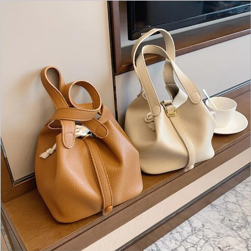Genuine Leather 2021 New Women Designer Bags Handbags Famous Brands Fashion Designer Large Capacity Ladies Shoulder Diagonal Bag 2255e