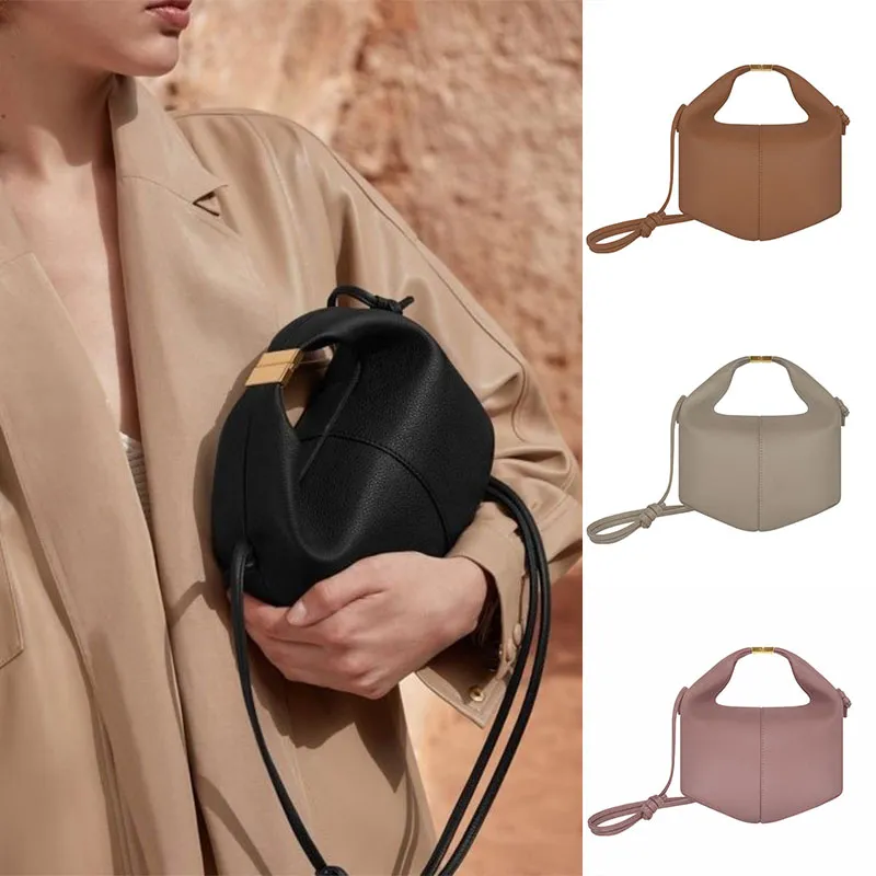 Beri Bag Designer Women Full Grain Leather Crossbody Bento Bag Central Sliding Metal Clasp Totes Magnetic Fortener Counter Counter Lady Black Based 2023