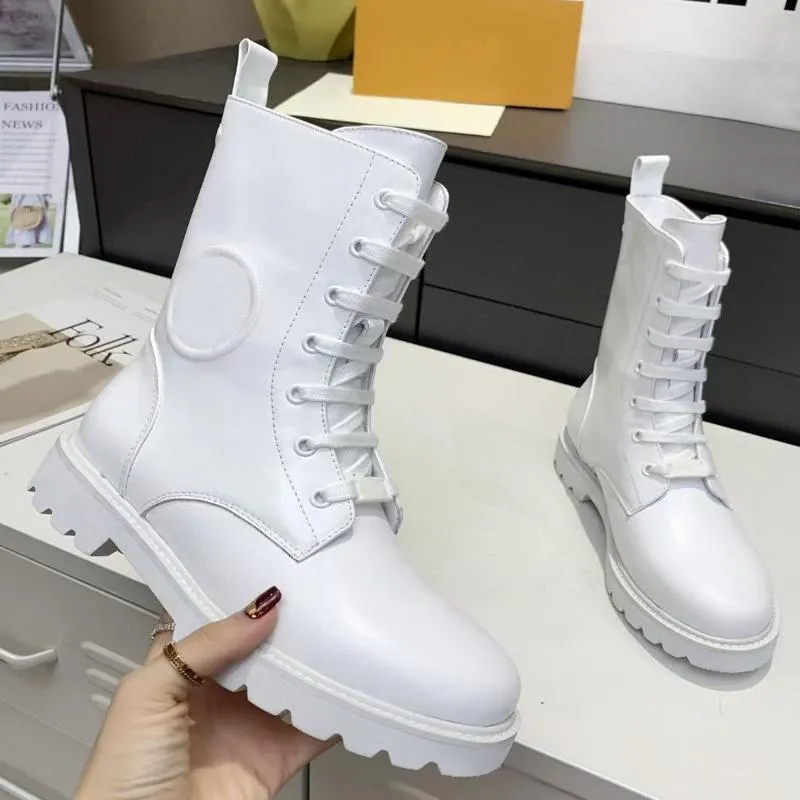 womens Casual Sports shoes Travel women boots lace-up letter sneaker leather gym Thick soled men High top shoe designer boot platform lady Trainers size 35-42 With box