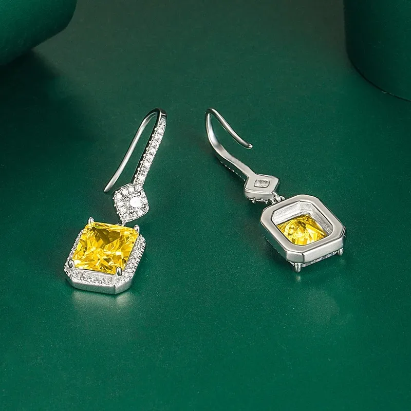 Nouveaux boucles d'oreilles pendantes de luxe pour dames incrustées de zircon cubique étincelant montrent votre charme unique bijoux de mode