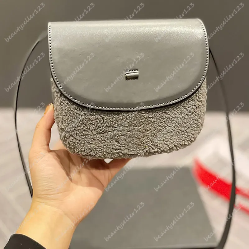 Mini axelväskor designer crossbody 4 färger vinter kvinnor vintage cross body shopping flickor mode axel väska topp designers handväskor lyx resväska handväska