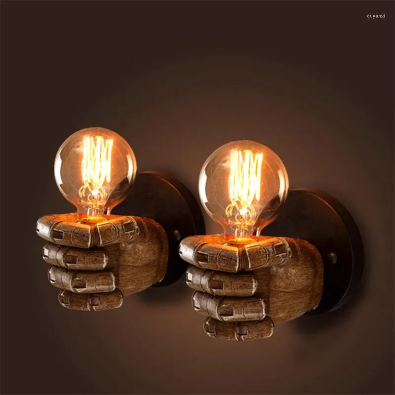 Vägglampor 2022 Retro Creative Fist Shape Light E27 Lamphållare Industrial Style Year Decoration for Home Bar Ligthing