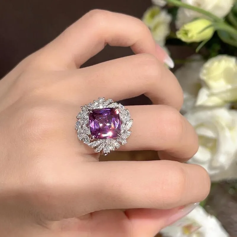 Wedding Rings Fashion Luxury Flower Super Flash Purple Bright Zirconia Jewelry Lady Ring Prom Valentine's Day Anniversary Gift