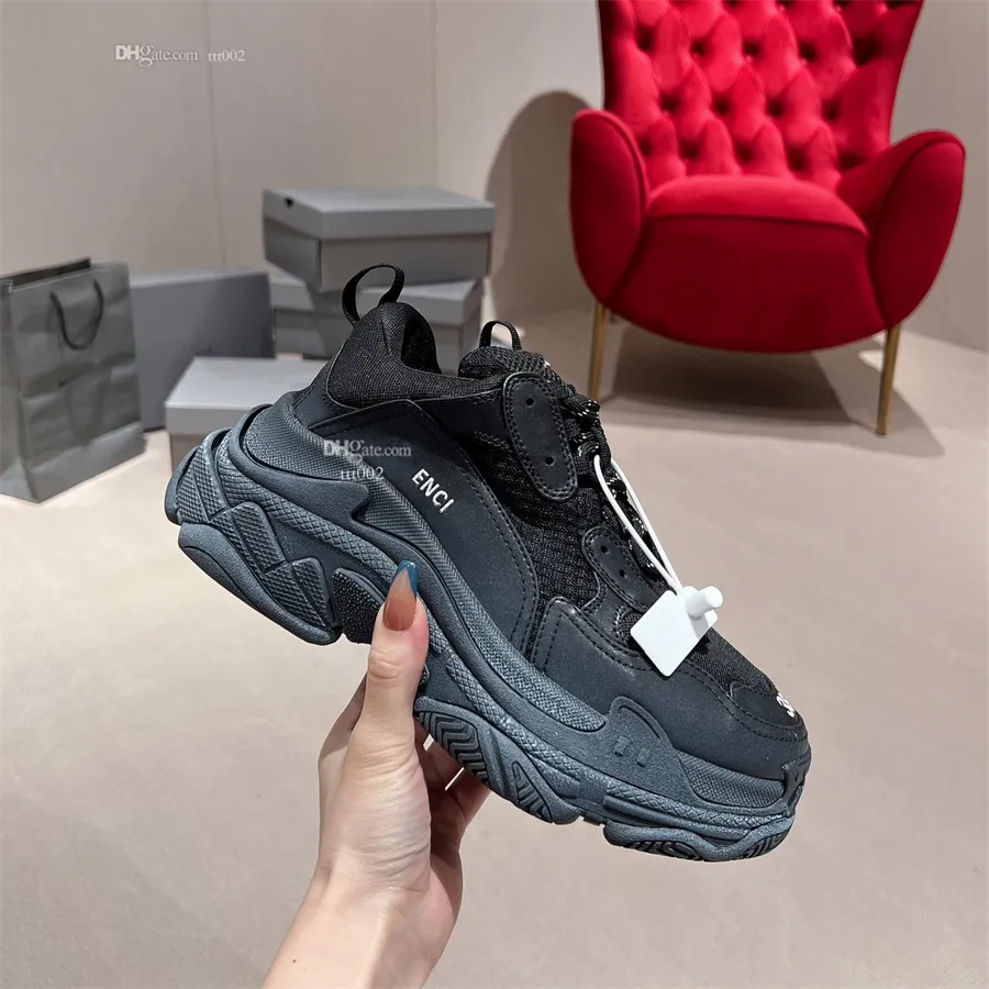 Dhgate balenciaga cheap triple s