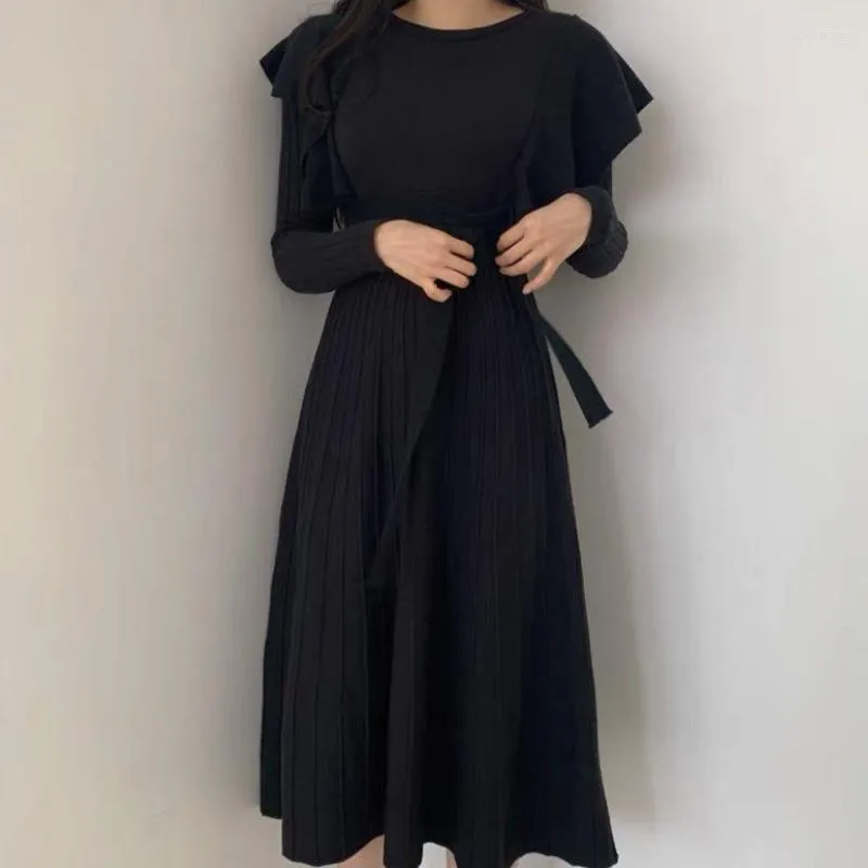 Casual Dresses Women 2023 Autumn Winter Long-Sleeved Knit Kvinna O-hals veckad kl￤nning Damer Solid Color Sweater Vestidos i154