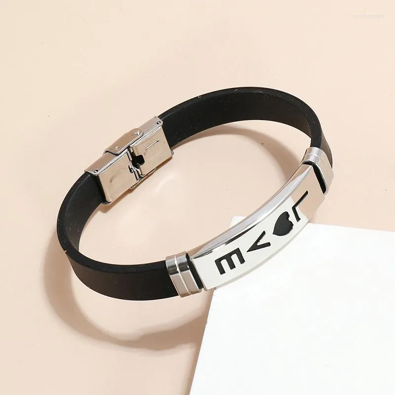S heart belt THEREDTHREAD