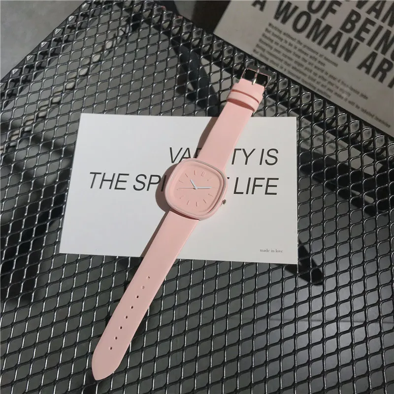 HBP Wristwatches for Womens Promotion Gifts Couple Fashion Watches Casual Wristwatch Fashion Business Clock Square Dial Leather Strap Montres de luxe