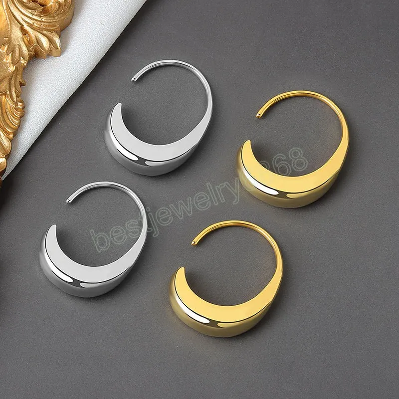 Orecchini Huggie chic placcati in oro Gancio per l'orecchio da donna Orecchini robusti Cerchi Orecchini geometrici in ottone Gioielli minimalisti femminili