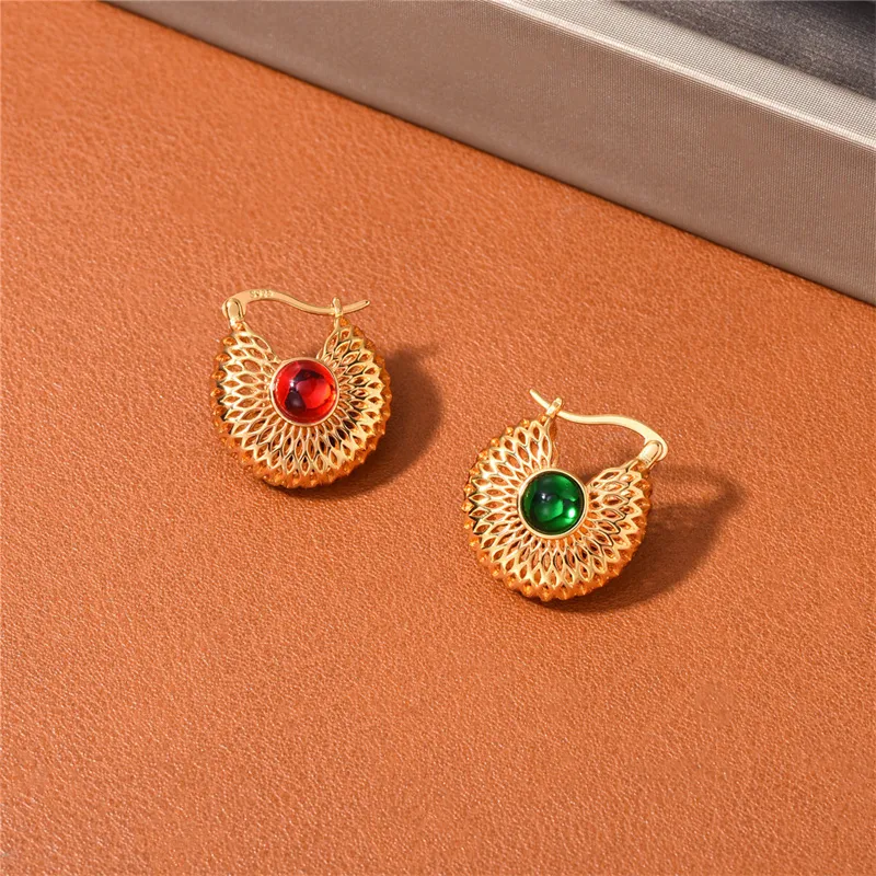 French Vintage Ins Style Stud Hollow Out Geometry Ball Earrings Female Minority Design Fashion All-Match Jewelry Accessories