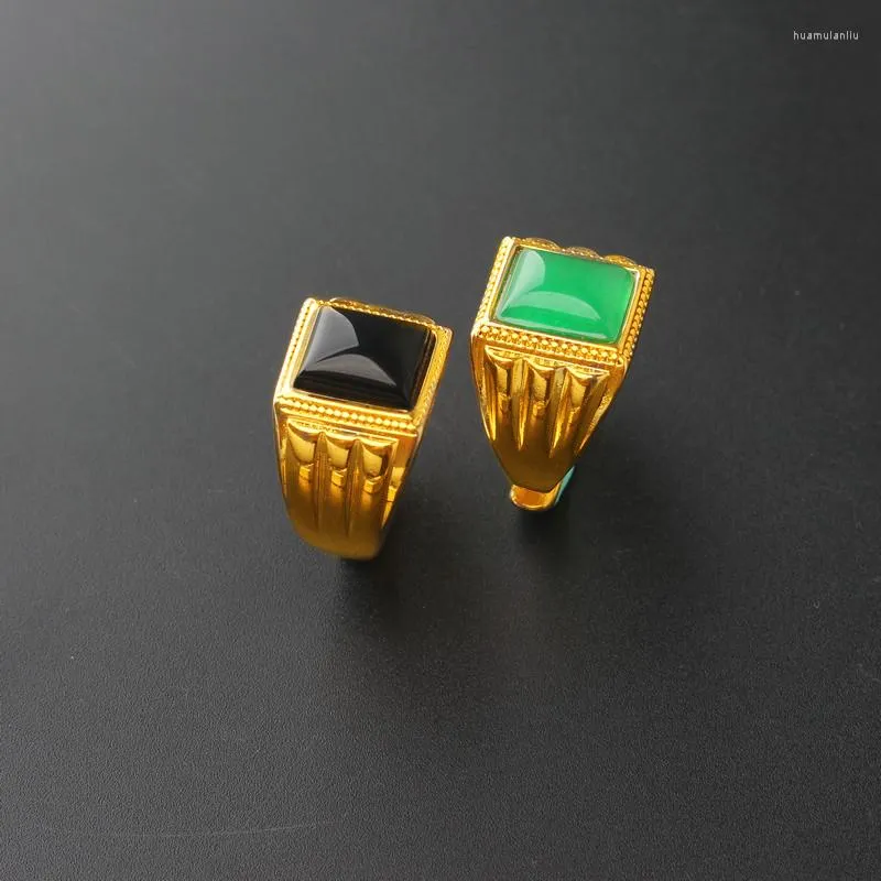 Fedi nuziali Anello da uomo Classico nero/verde Fascino naturale Pietra antica Scultura Gioielli color oro 24 carati Signore di alta qualità