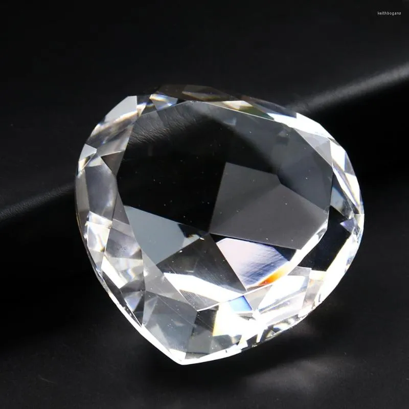 Ljuskrona kristall transparent hjärta fasetterad prisma komponent suncatcher ljus skugga bröllop tak hem fest dekor