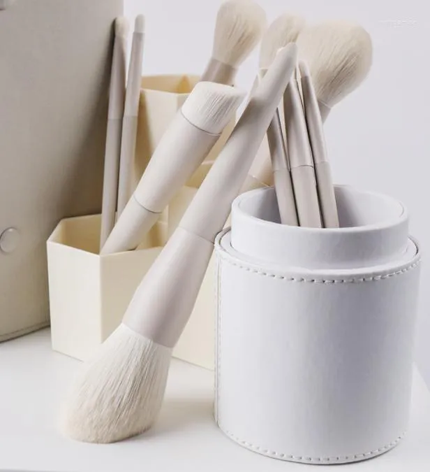 Makeup Brushes 10pcs Light Grey Kabuki Soft Powder Hair Easy To Grab Wooden Handle High Quality Brush Set