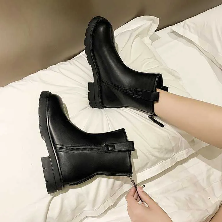 Boots New Soft Leather Women Ankle Zipper Fashion Female Autumn Flats Dress Ladies Street Style Black Short Shoes Platform 221213