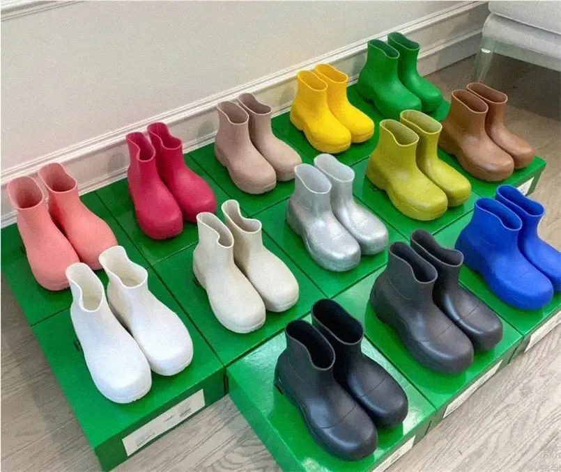 Famous footwear waterproof boots sales