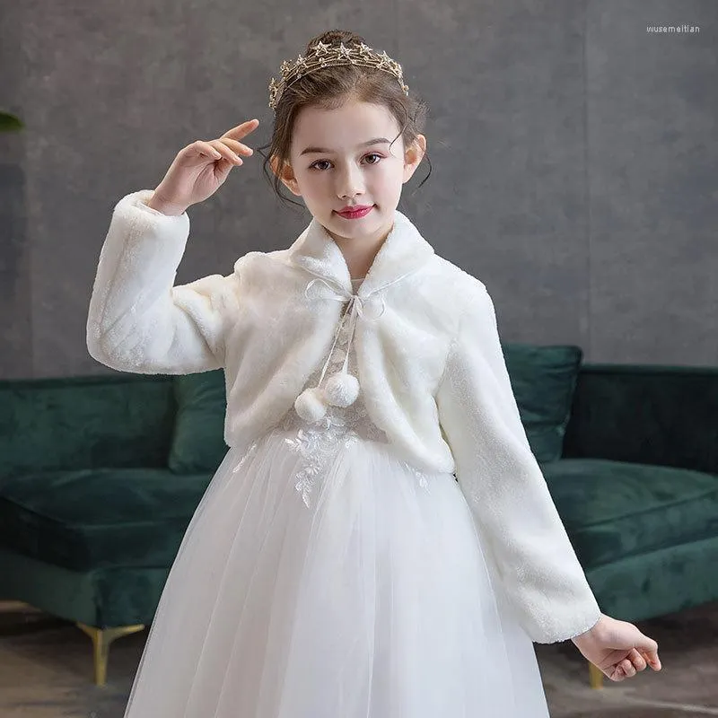 Vestes épaisses en peluche boléro haussement d'épaules princesse manteau en fausse fourrure blanche épaule Cape robe de mariée châle étole chaude veste courte