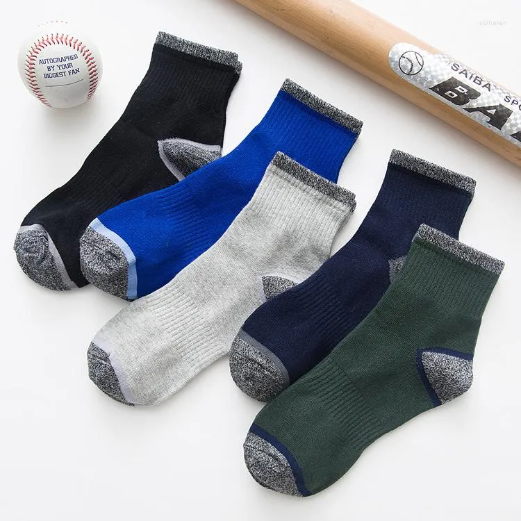 Chaussettes pour hommes Mode respirant automne et hiver ligne de décolleté haut sport hommes coton pour robe courte pour hommes