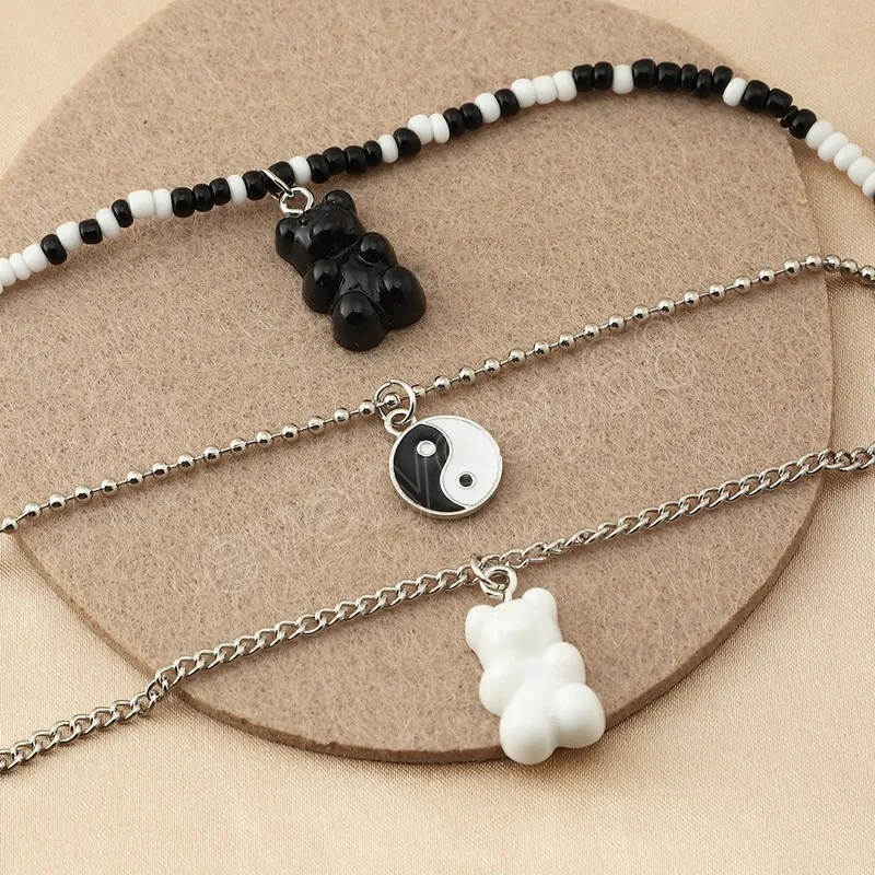 Fashion Black White Beads Multi-Layers Round Pendant ketting voor vrouwen schattige beren ketting boho sieraden