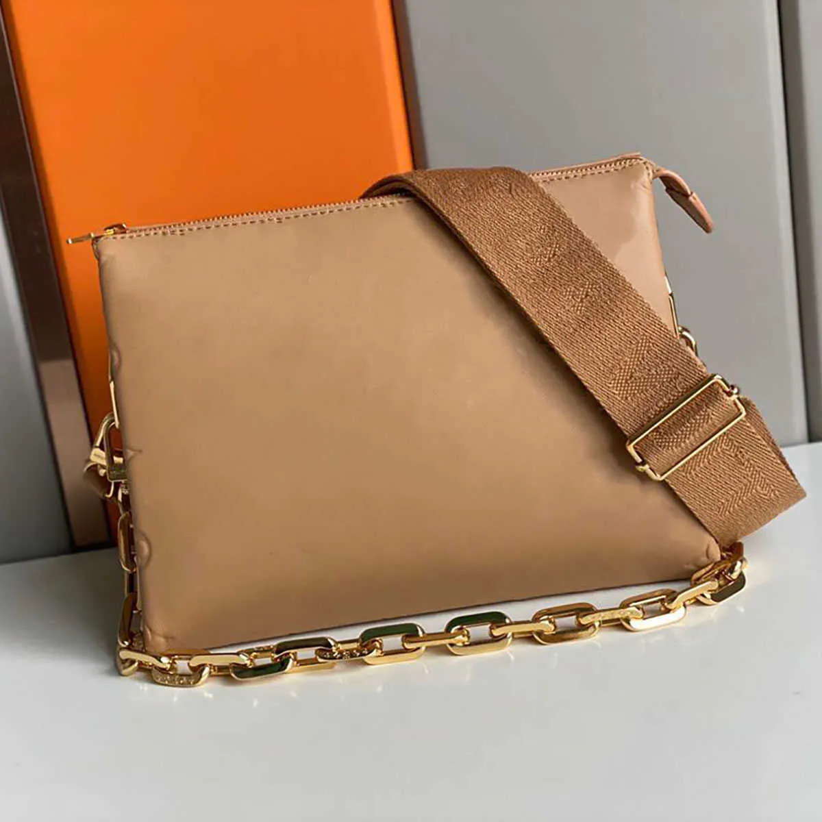 حقيبة كتف Coussin MM مصمم الكتف الأصلي أكياس نساء من الجلد 5A سلسلة Crossbody M57783271y