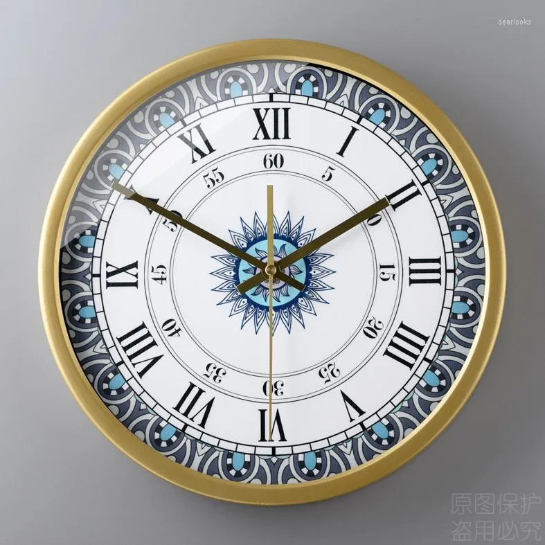 Wall Clocks 12 Inches Simple Roman Quartz Clock European Baroque Western Restaurant Living Room Decoration Mute 210