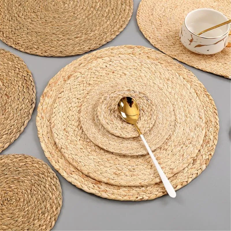 Table Mats Stylish Handmade Weave Round Pad Non-slip Corn Water Grass Placemat Heat-resistant Plat/Cup Mat Home Decoration