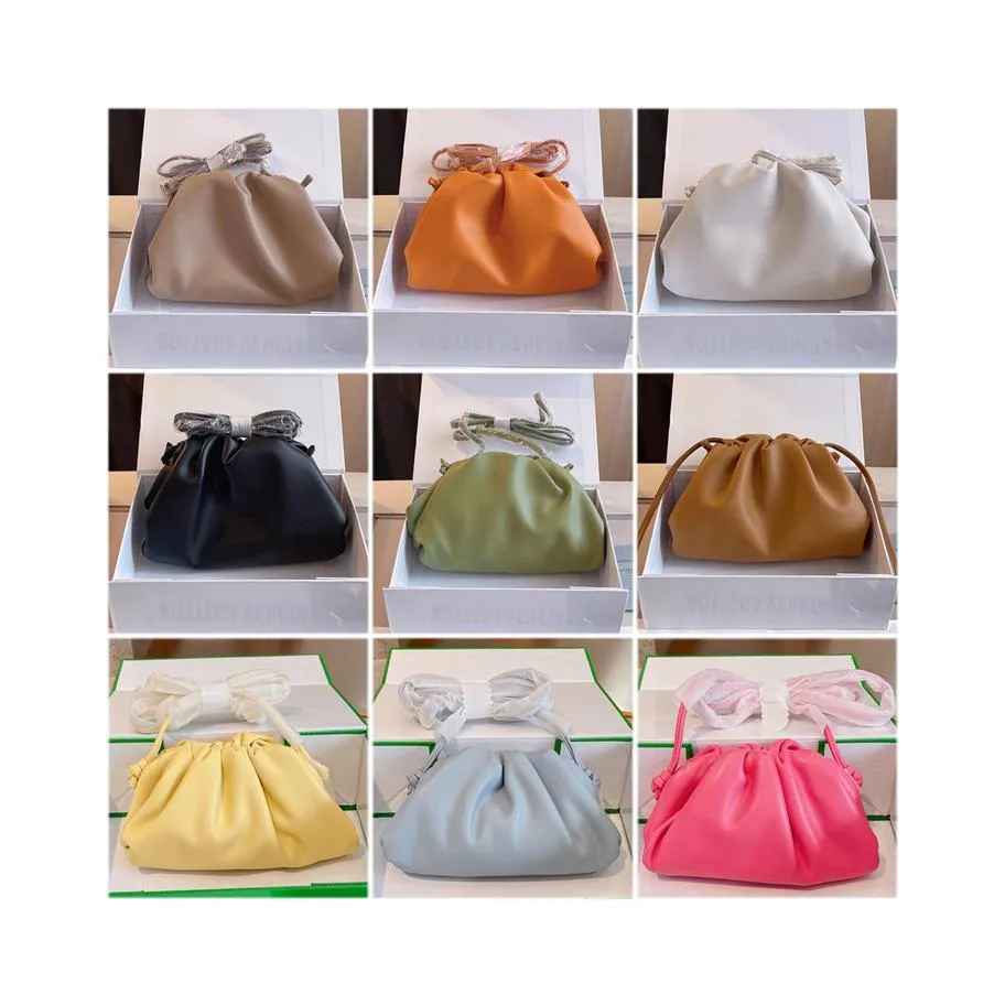 2022 Top Quality The Pouch Soft Calfskin Ladies Large Clutch Bags Genuine Leather Famous Desinger Brand Hand Fashion Women Cloud B206v