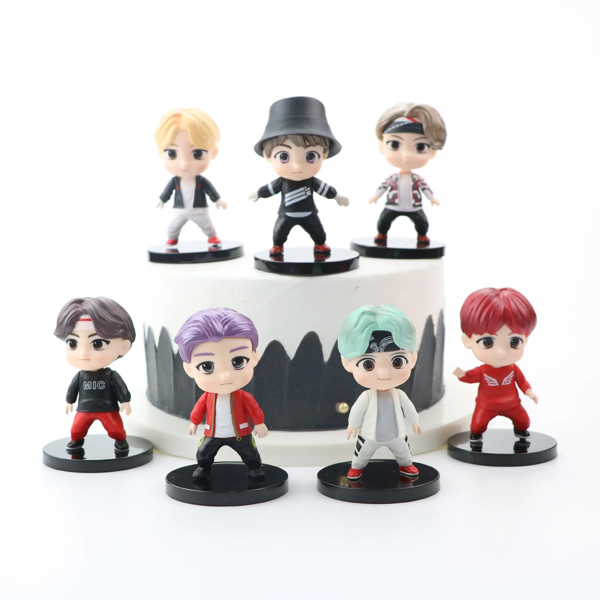 Décompression Jouet Bangtan Garçon Groupes Poupée Modèle Mignon Anime Figure Caractère KPOP Star Idol Mini Chiffres De Noël Cadeau D'anniversaire Jouets Pour Chi