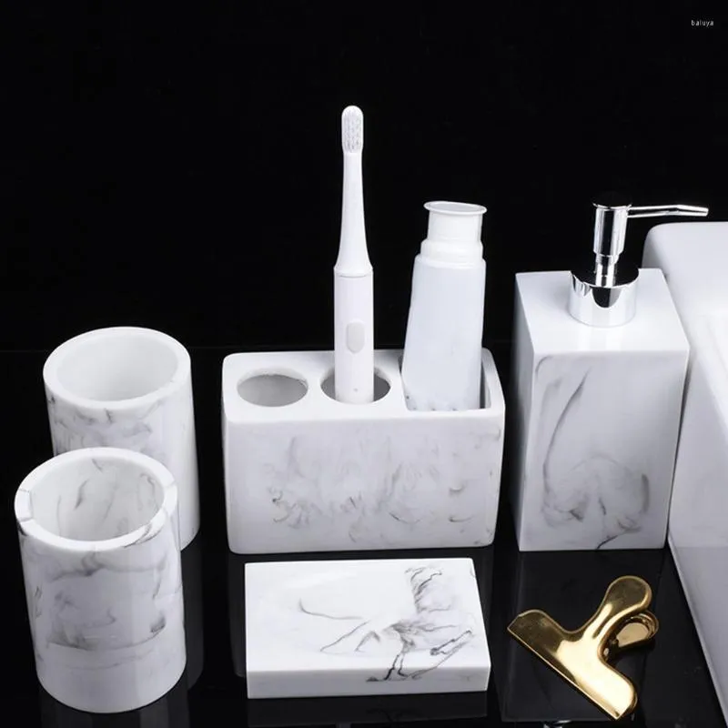 Set di accessori da bagno Accessori da bagno Confezione da 5 portaspazzolino Dispenser di sapone Robusto