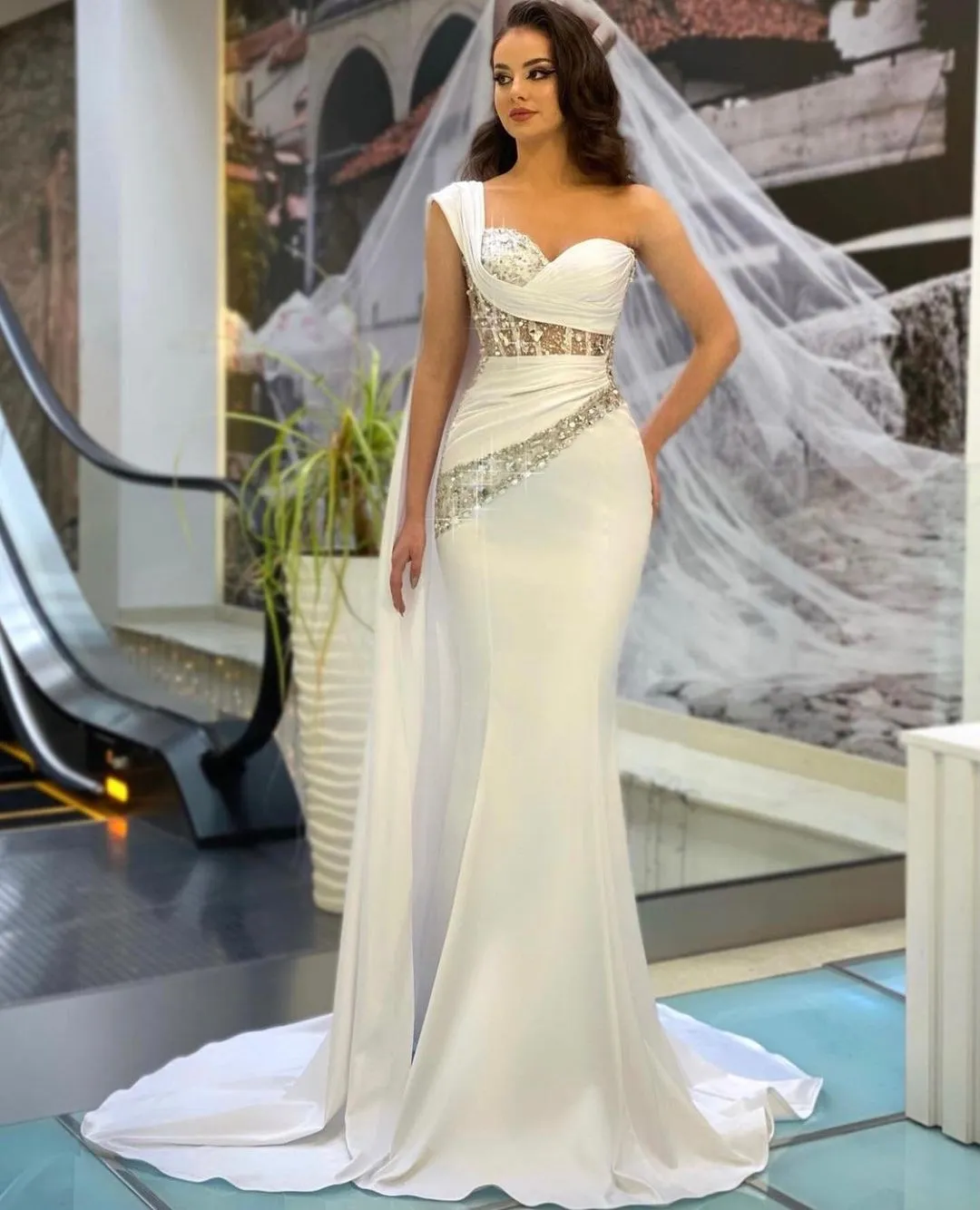 Glamorous Mermaid Wedding Dresses High Waist Sweetheart One Shoulder Cape Sequins Applicants Backless Zipper Court Gown Custom Made Plus Size Vestidos De Novia